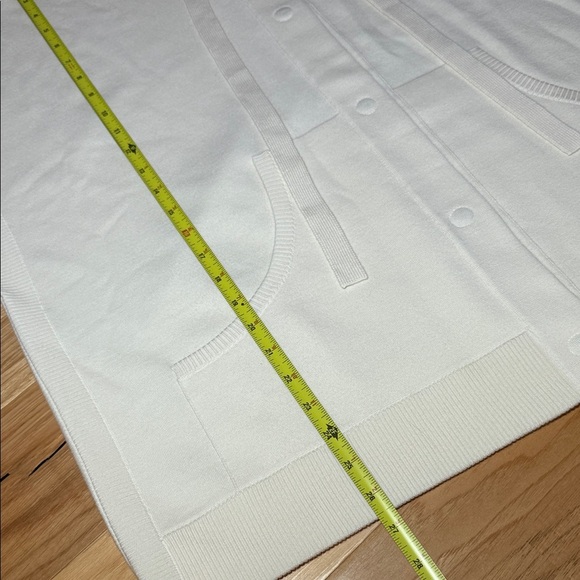 AKRIS Punto Cap Sleeve Merino Wool Snap Front Hooded Sweater - Picture 9 of 14